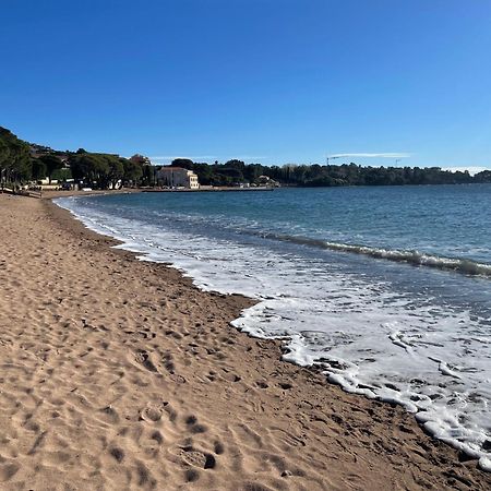 Village Cap Esterel, Piscine, Plage Saint-Raphaël Екстериор снимка