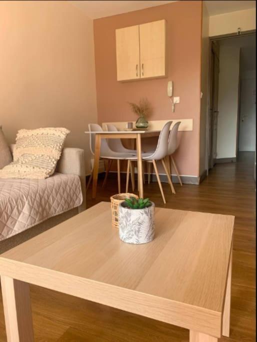 Village Cap Esterel, Piscine, Plage Saint-Raphaël Екстериор снимка