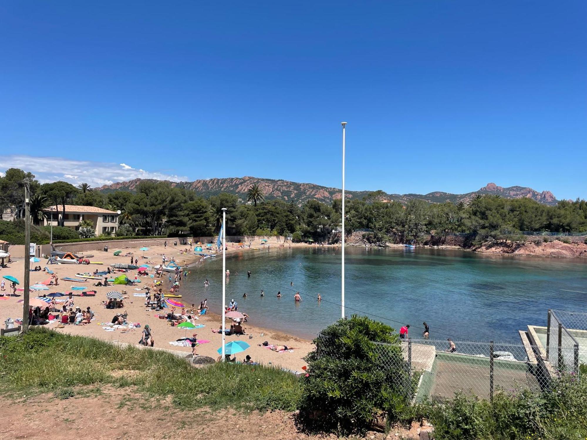 Village Cap Esterel, Piscine, Plage Saint-Raphaël Екстериор снимка