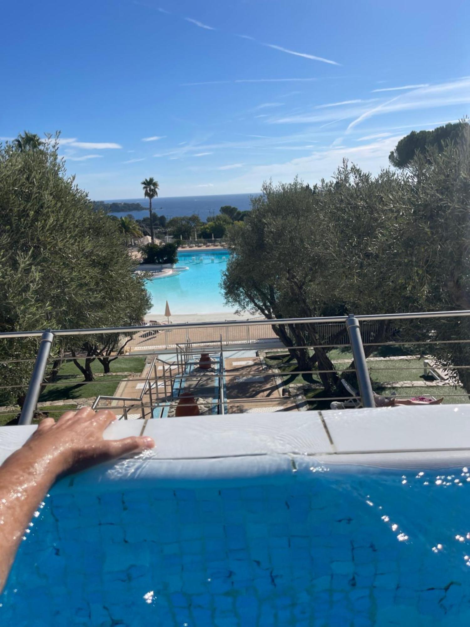 Village Cap Esterel, Piscine, Plage Saint-Raphaël Екстериор снимка